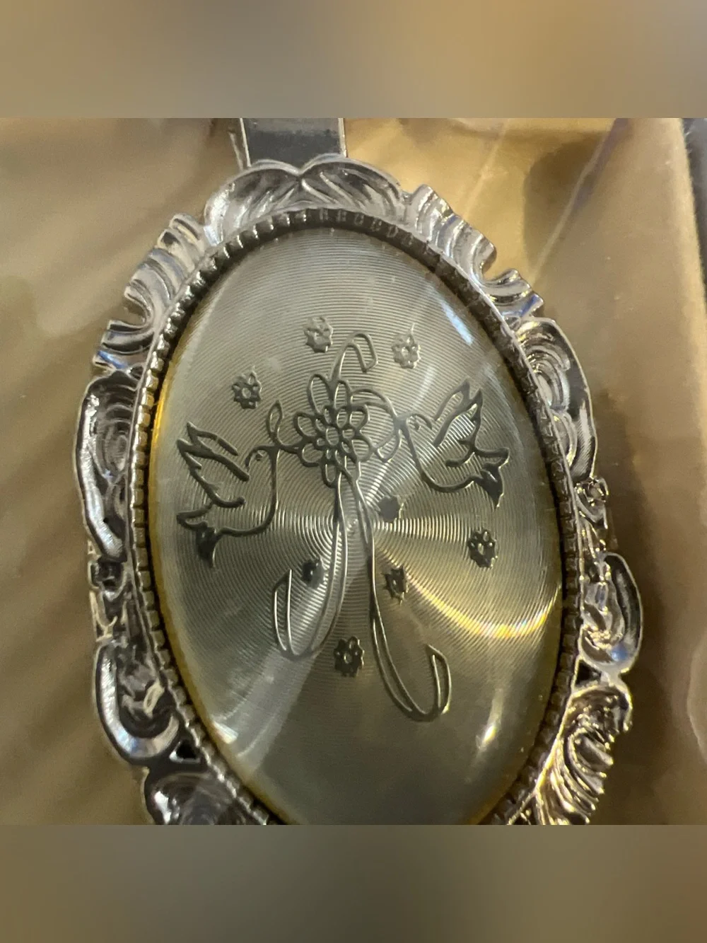 Two Doves Keychain Still In Box New Gift